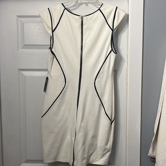 Express White Zipper Dress - Picture 2 of 4